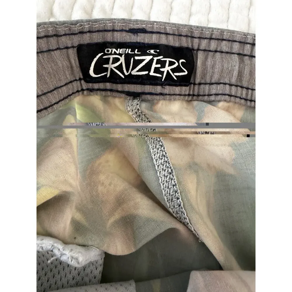O’Neill Cruzers Board Shorts XL Tropical Floral Swim Trunks Surf Beach Men